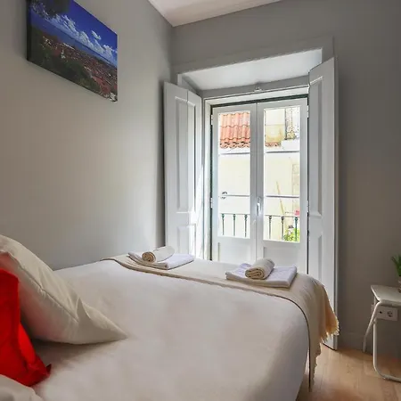 Cosy Liberdade By Homing Apartment