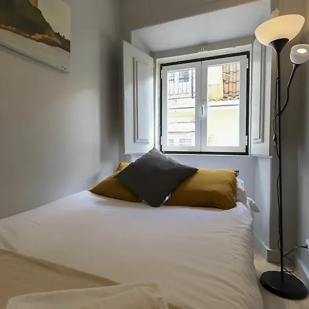 Cosy Liberdade By Homing Apartment Lisbon