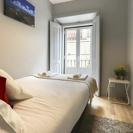 Cosy Liberdade By Homing Apartment